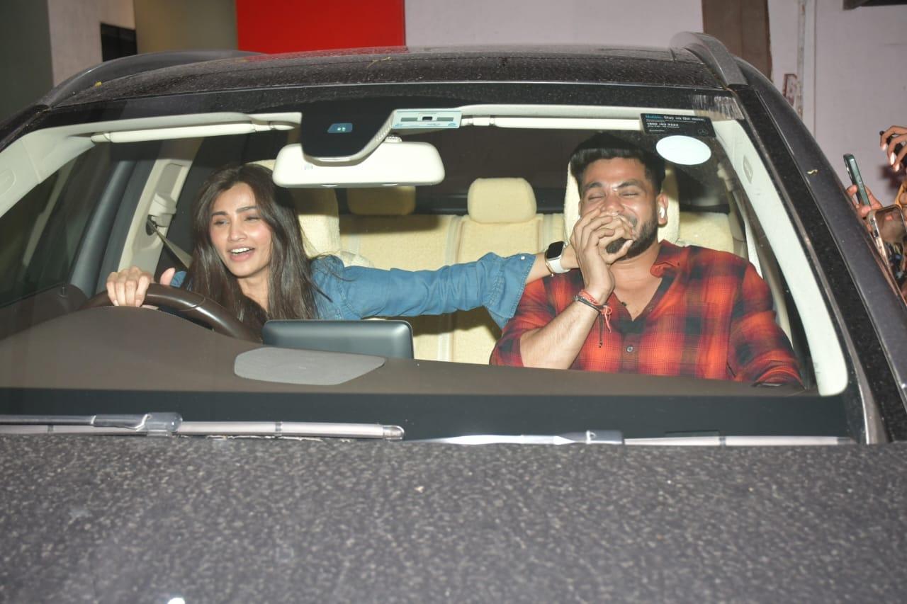 Spreading infectious laughter and playfulness, Daisy Shah and Shiv Thakare were seen in a jovial mood while cruising in a car